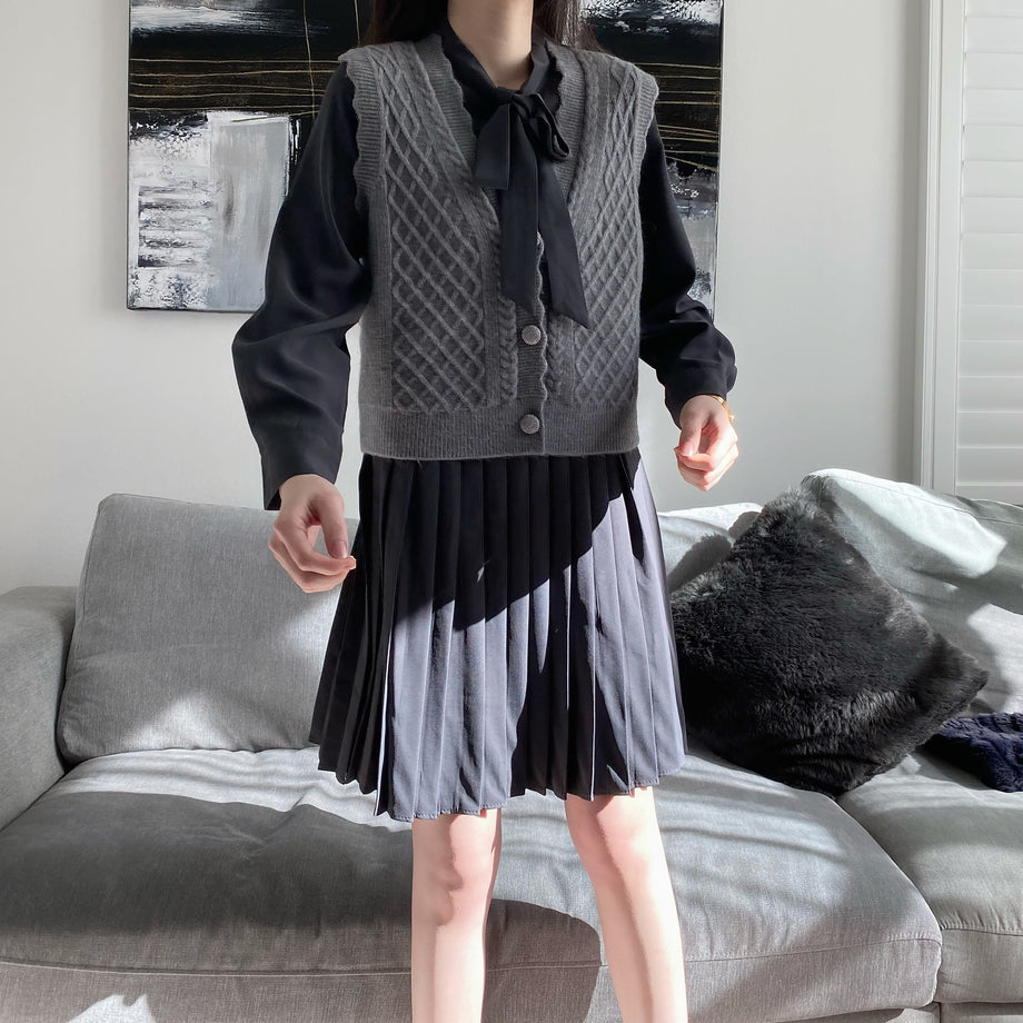 AND MARY Chuchu pleats ribbon dress グレー IMG_00815_460x@2x.jpg?v=1611791995